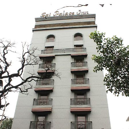 Hotel Sai Inn Bombay Esterno foto
