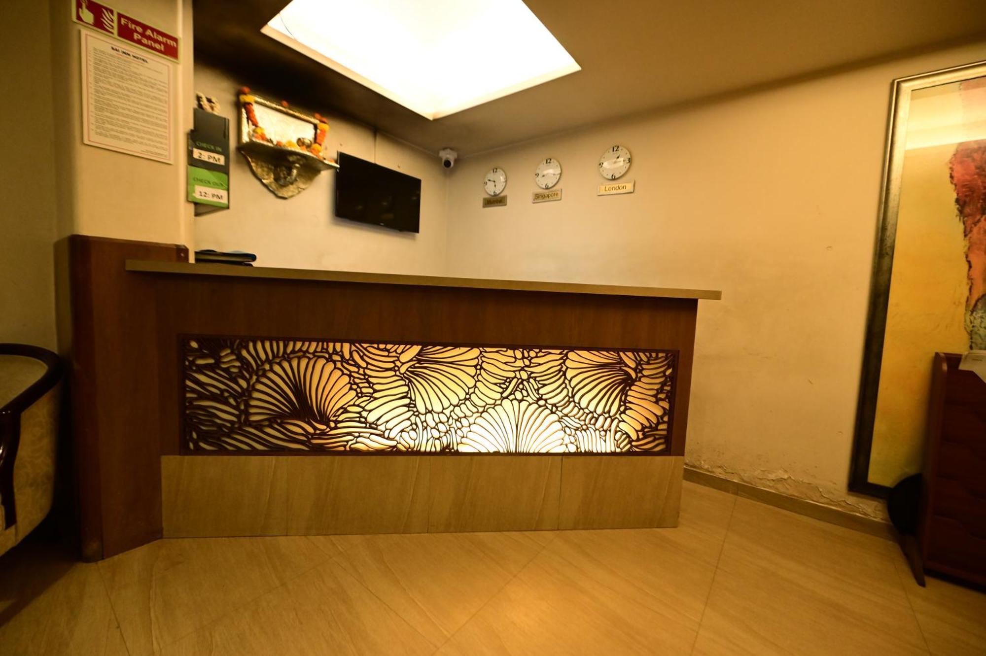 Hotel Sai Inn Bombay Esterno foto